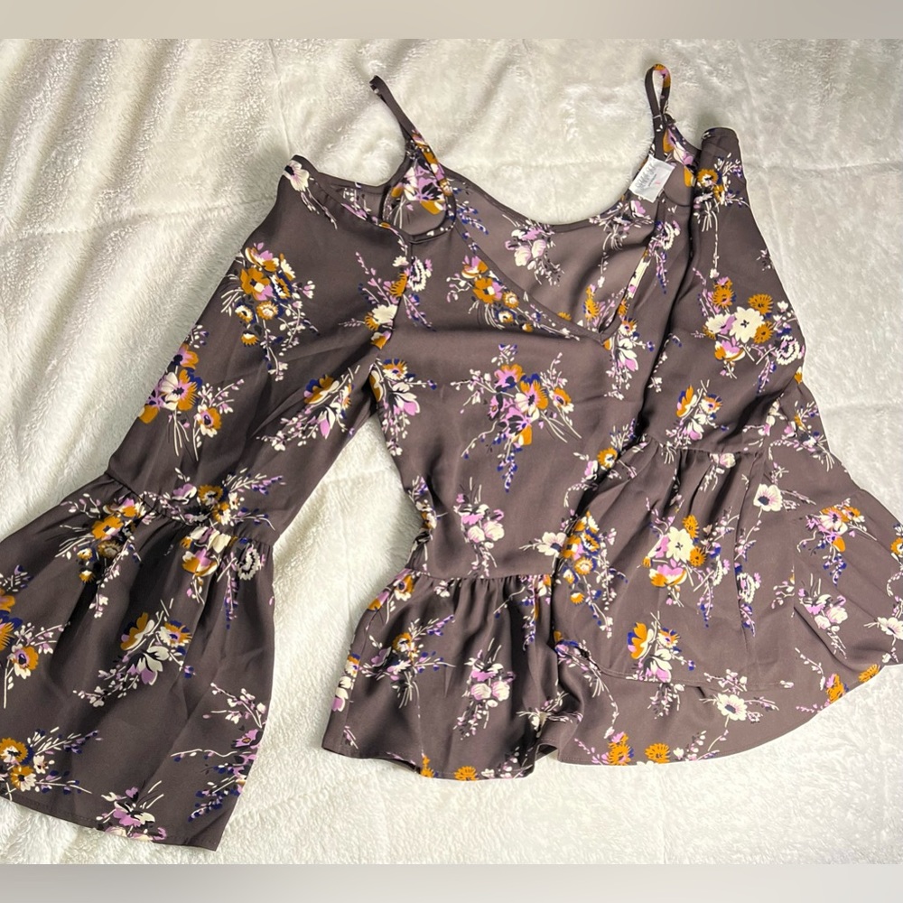 Women’s Blouse